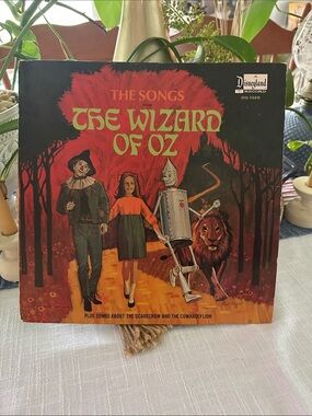 The Songs from The Wizard of Oz Vintage Disneyland Record